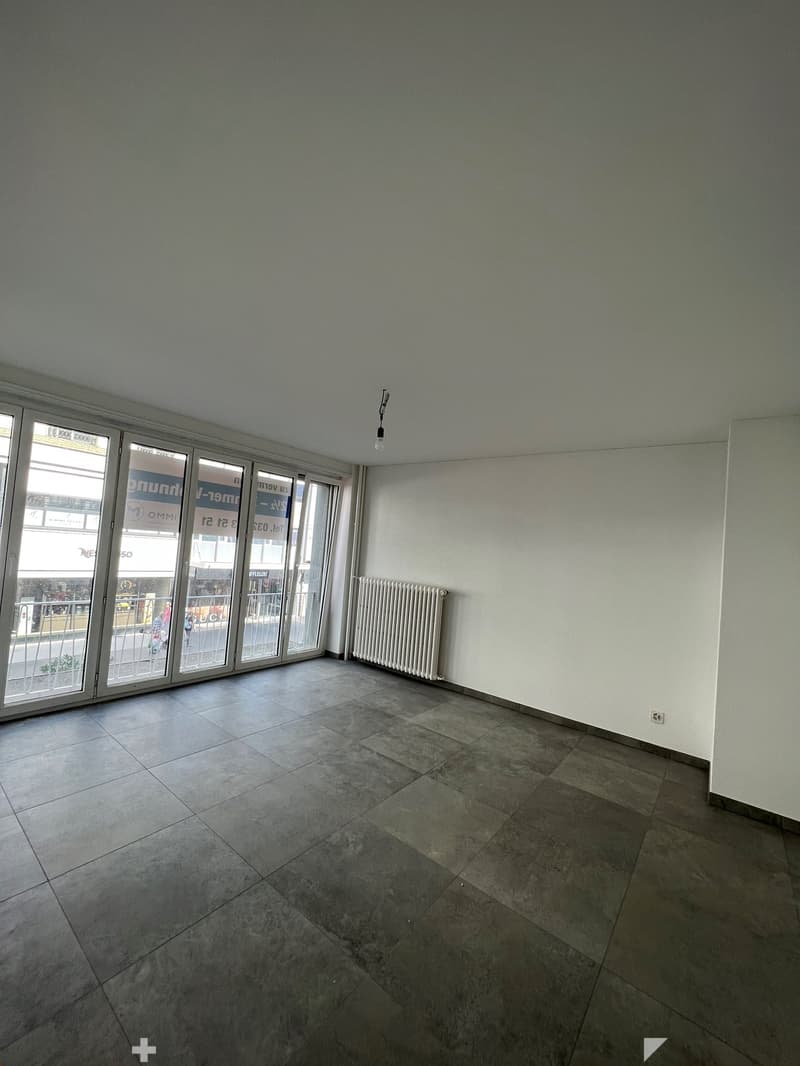 Moderne 2.5-Zimmer-Wohnung an zentraler Lage in Biel (7)