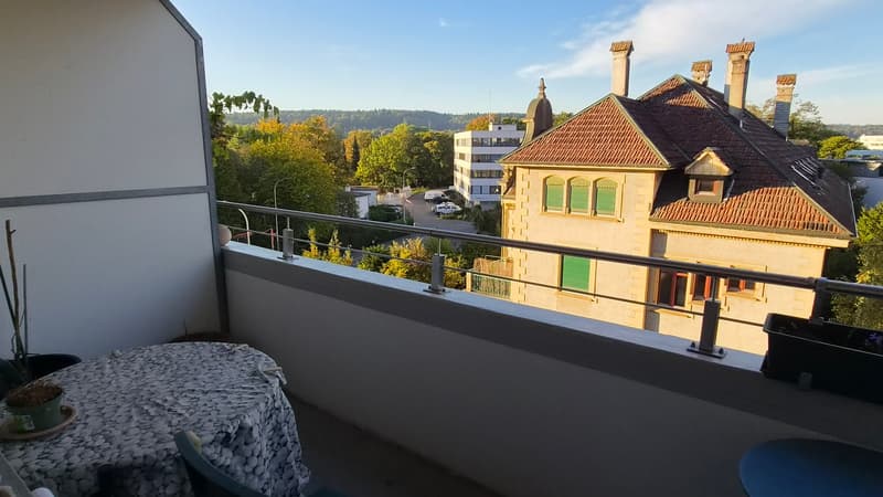 Helle 2.5-Zimmerwohnung mit grossem Balkon und Aussicht in Solothurn (1)