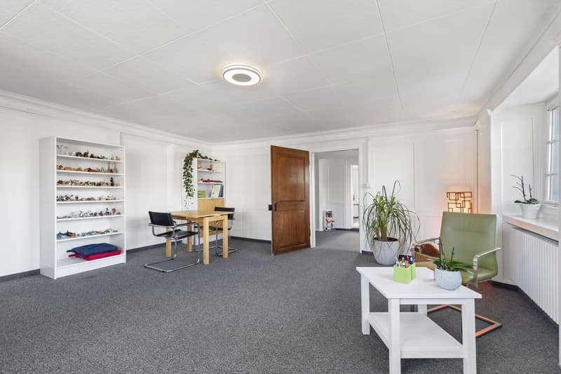 Bureau attractif au 2e étage dans un emplacement central à Wetzikon à louer (7)