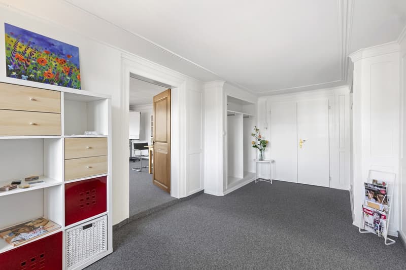Bureau attractif au 2e étage dans un emplacement central à Wetzikon à louer (3)