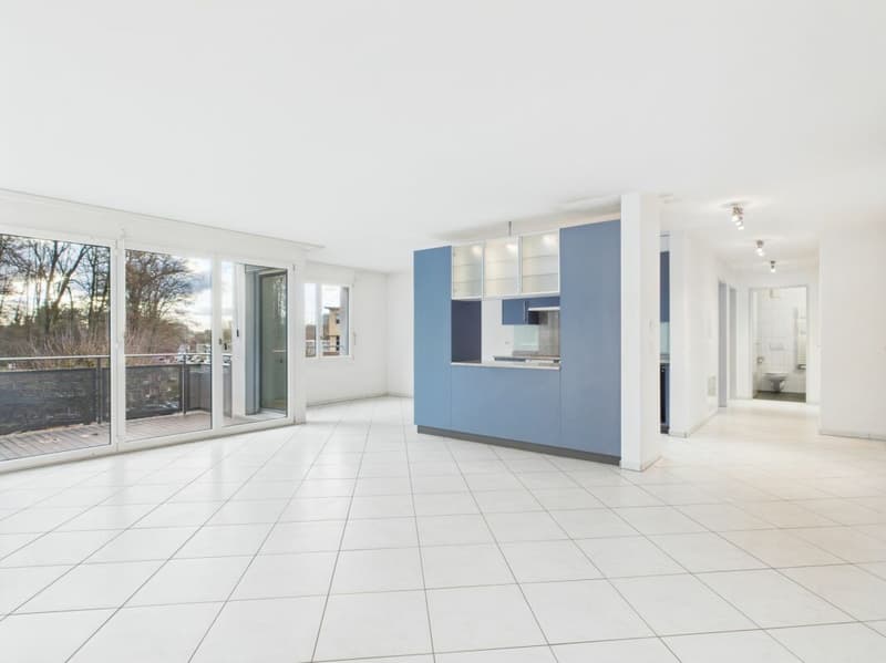 3½-Zimmer-Wohnung mit Einstellhallenplatz (3)