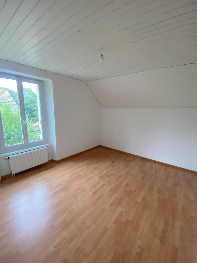 Charmant duplex de 4 pièces à Couvet (8)