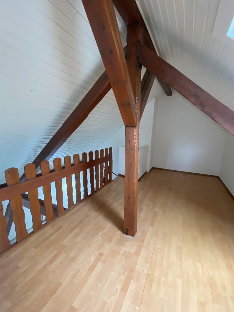 Charmant duplex de 4 pièces à Couvet (10)