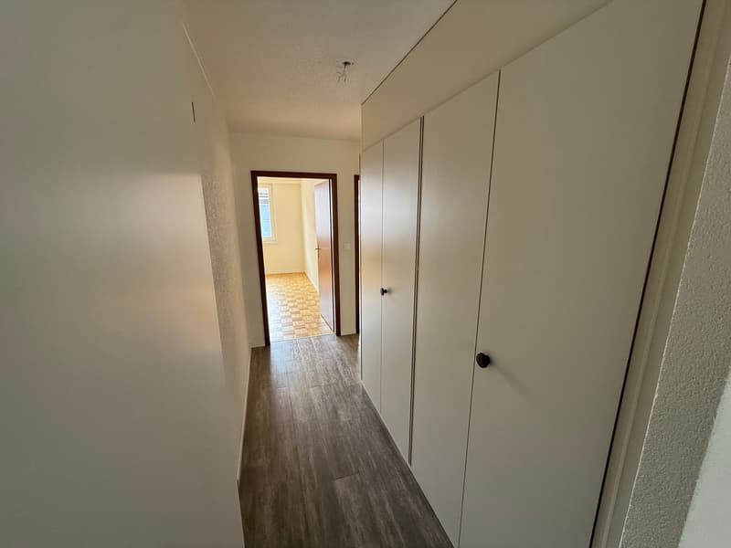 Charmanter Apartment mit 3.5 Zimmern und Balkon in Peseux (7)