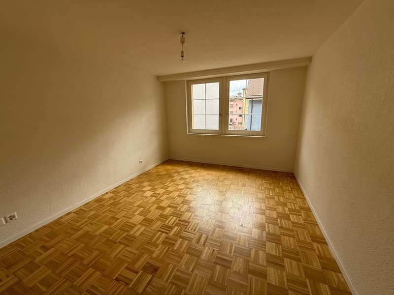 Charmanter Apartment mit 3.5 Zimmern und Balkon in Peseux (5)