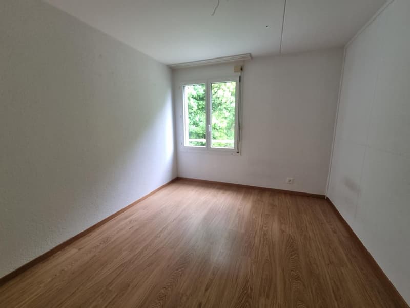 Spacieux appartement 5.5 pièces avec balcon à Boudry (8)