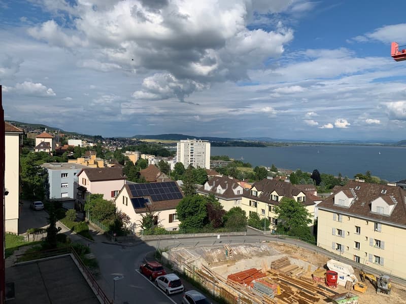 Magnificent 3-room apartment with balcony and lake view in Neuchâtel (8)