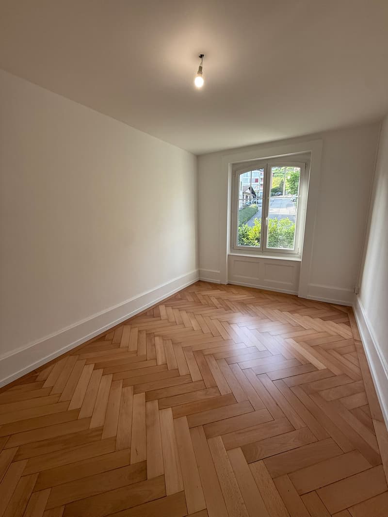 3-room apartment completely renovated with balcony in Corcelles (4)