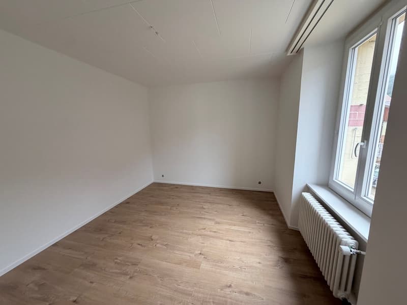 Appartamento di 2,5 locali in affitto a Chézard-St-Martin (7)