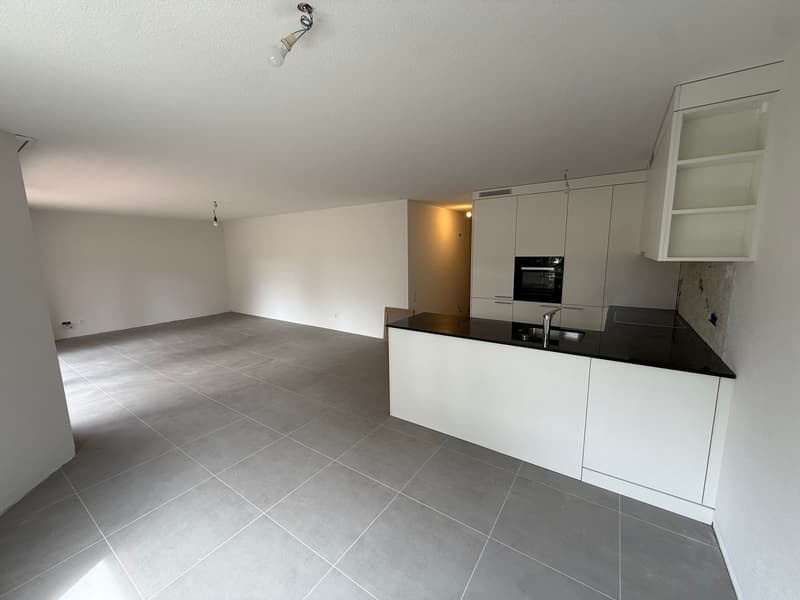 Helles 4.5-Zimmer-Wohnung mit Balkon in Corcelles (4)