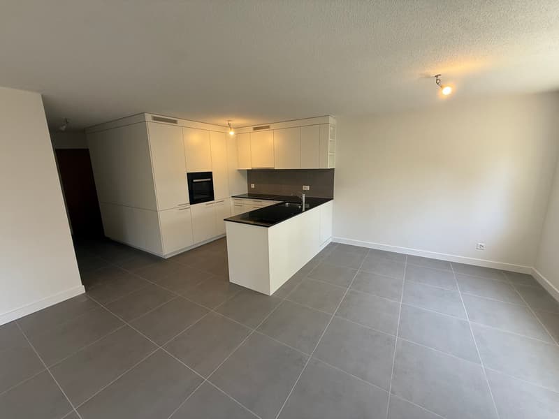 Helles 4.5-Zimmer-Wohnung mit Balkon in Corcelles (1)