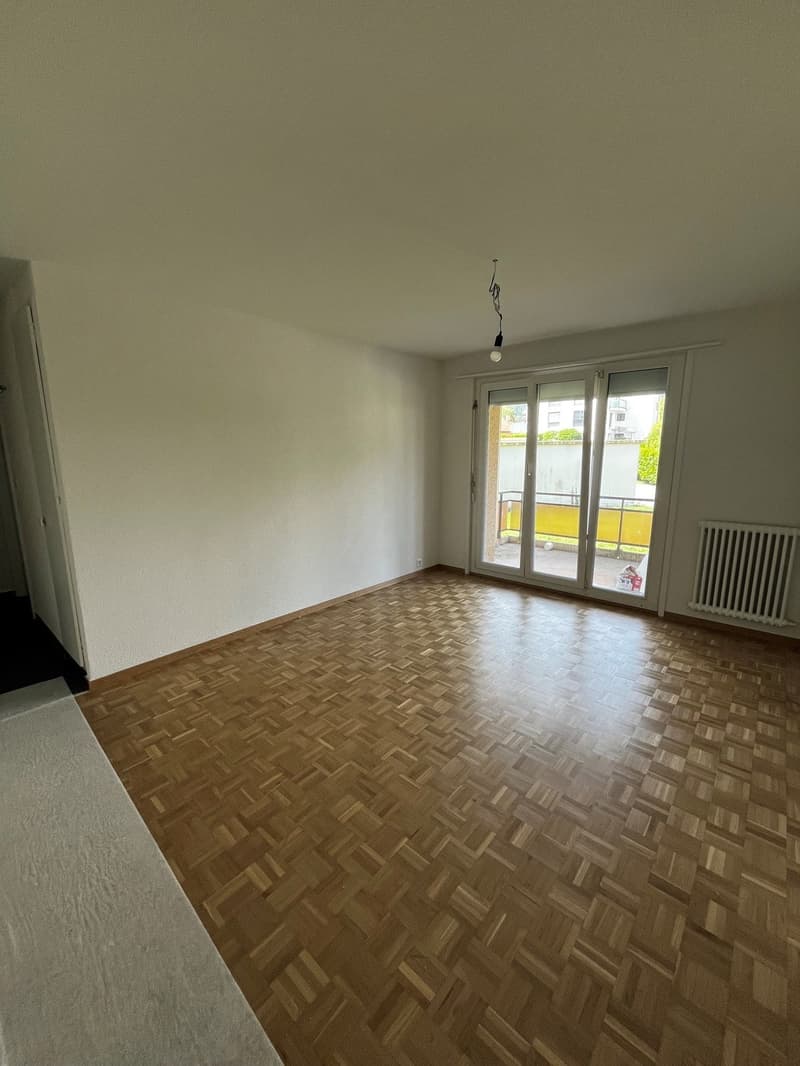 Appartamento di 3 locali con balcone a Boudry (2)