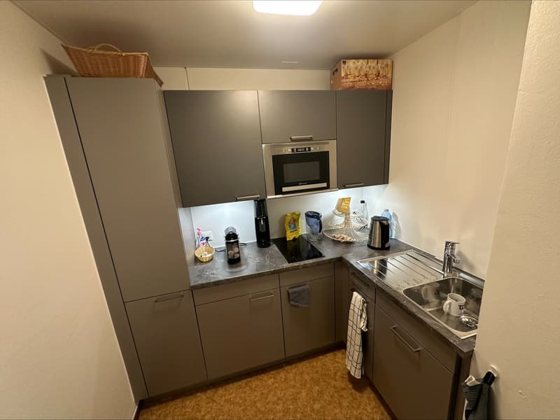 Bureau lumineux de 4 pièces au cœur de Neuchâtel (11)