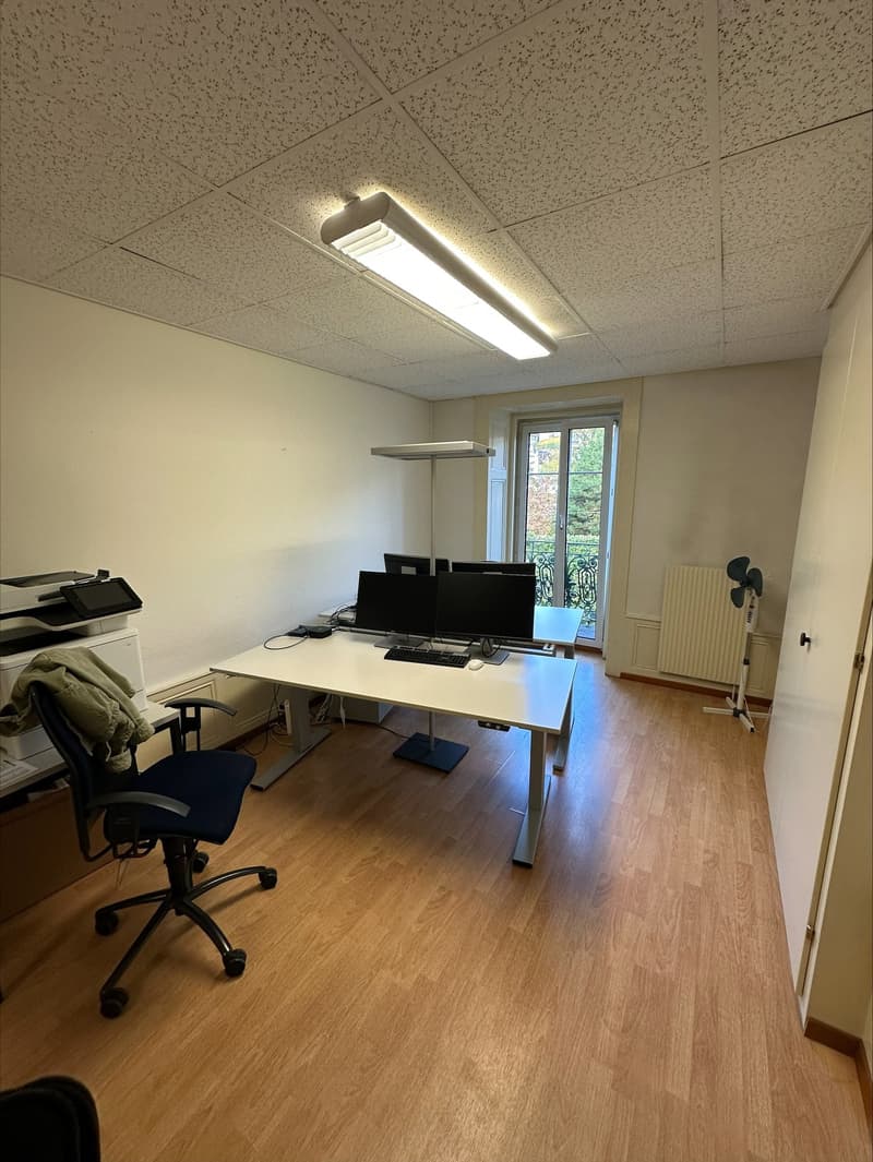 Ufficio luminoso di 4 locali nel cuore di Neuchâtel (3)