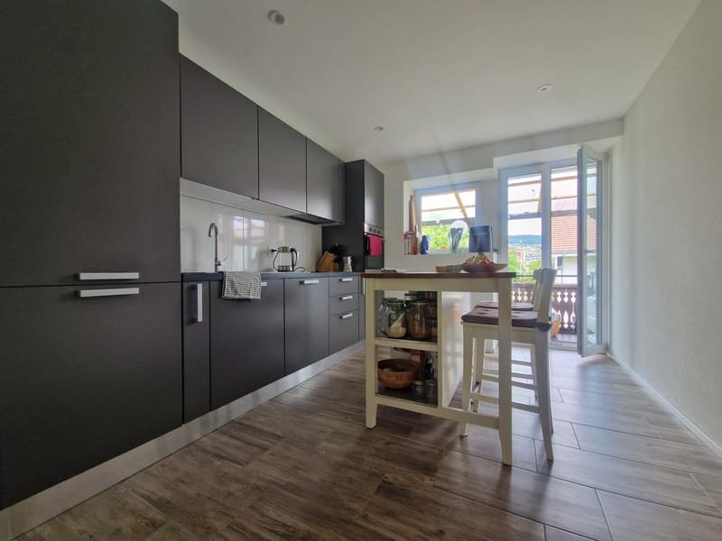 Charmantes 3.5-Zimmer-Wohnung mit Balkon in Milvignes (1)