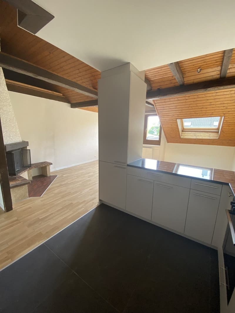 Appartamento di 3 locali luminoso in affitto a Neuchâtel (3)