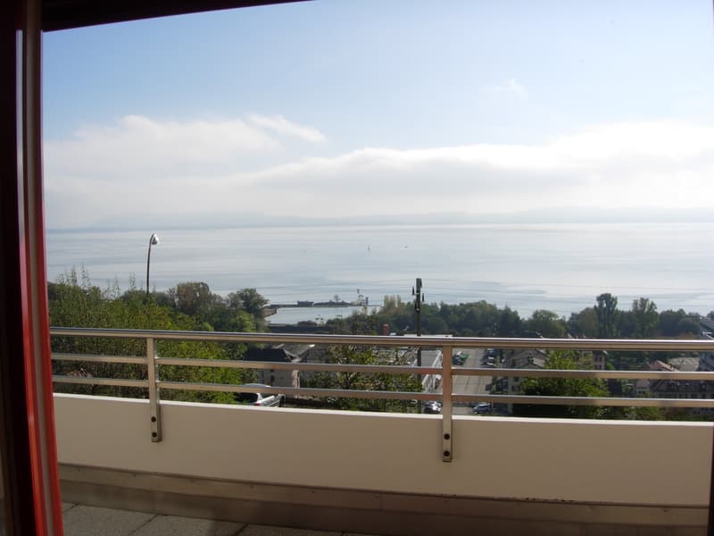 Wohnung 3.5 Zimmer mit Balkon und schöner Aussicht in Neuchâtel (8)