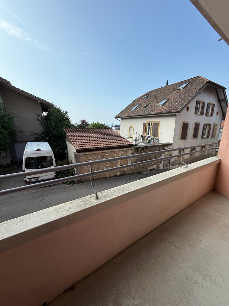 Charmantes 2,5-Zimmer-Wohnung in Neuchâtel – sofort verfügbar (8)