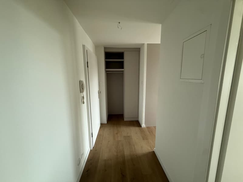 Charmantes 2,5-Zimmer-Wohnung in Neuchâtel – sofort verfügbar (9)