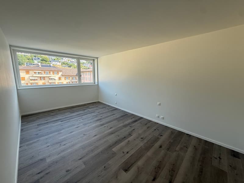 Appartement 4.5 pièces lumineux avec balcon à Peseux (7)