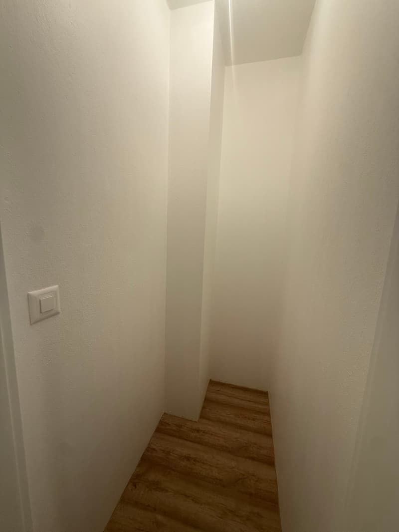 Charmant studio avec balcon à Neuchâtel (5)