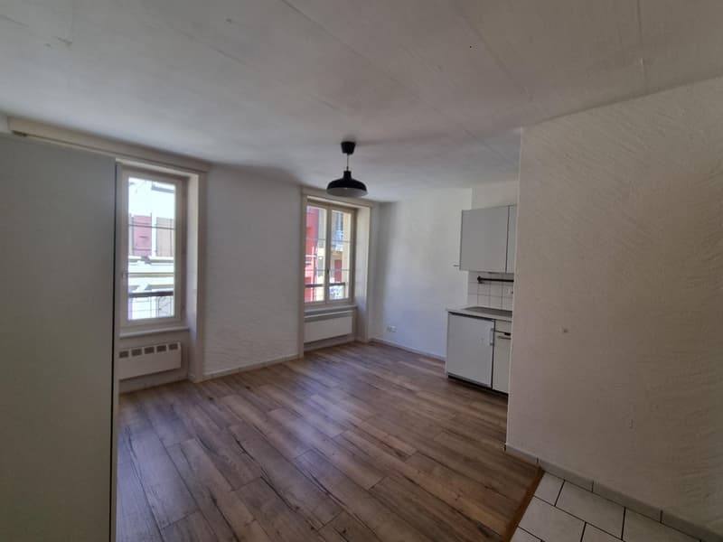 Charmant studio au 3ème étage à Neuchâtel – Disponible immédiatement (1)
