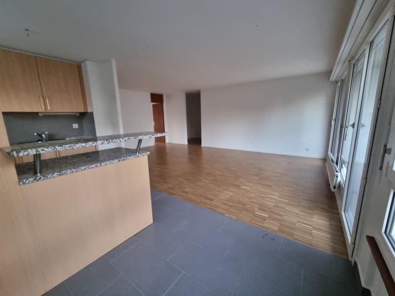 Appartement de 3.5 pièces avec balcon à Marin-Epagnier (4)