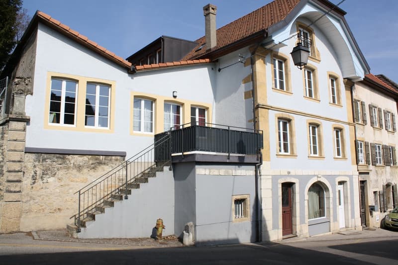 Spacieux appartement de 5.5 pièces avec balcon à Corcelles-Peseux (10)