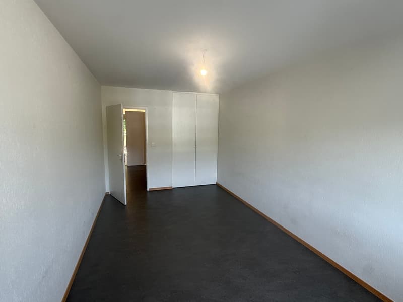 Appartement lumineux de 3.5 pièces avec balcon à Colombier (7)