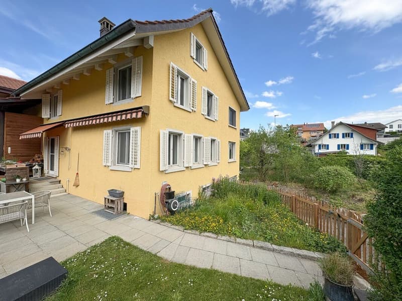 Maison jumelée de 4,5 pièces dans un emplacement ensoleillé (2)