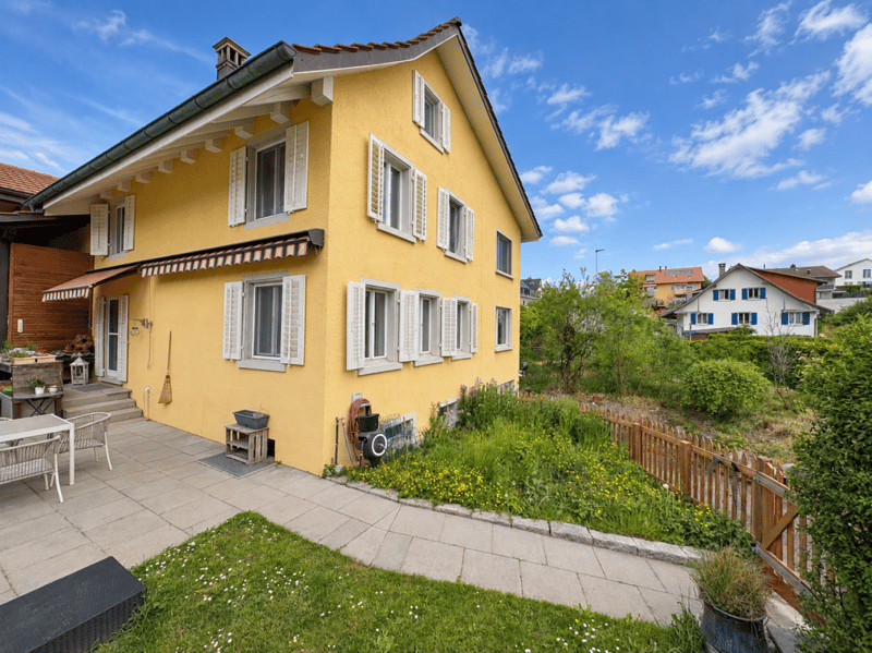 4.5-Zimmer-Doppeleinfamilienhaus an sonniger Lage (11)