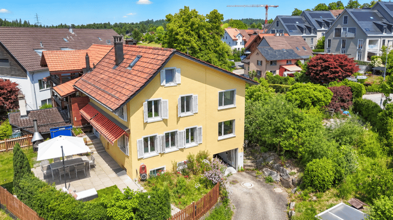 4.5-Zimmer-Doppeleinfamilienhaus an sonniger Lage (10)