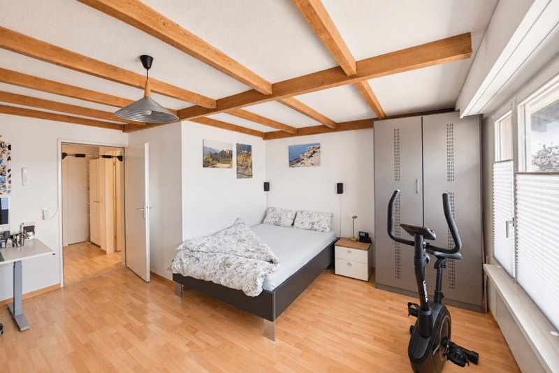 Grosszügiges 5.5-Zimmer-Reiheneinfamilienhaus mit 169 m² Wohnfläche (10)