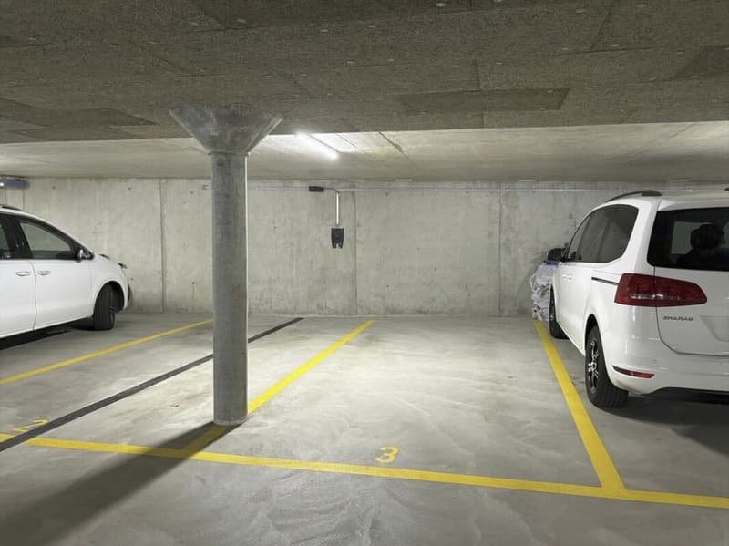Tiefgaragenparkplatz zu vermieten (1)