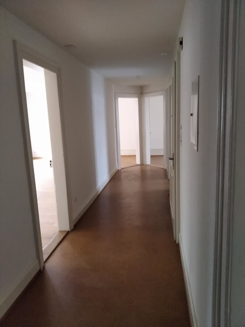 Haus16_2.5-Zwhg_1.OG_Gang.jpg