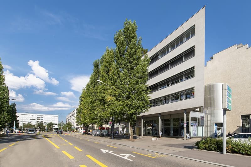 Zentral gelegene Bürofläche in Zürich Oerlikon (1)