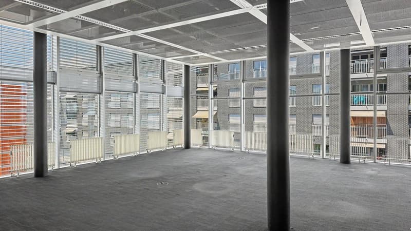Attractive office space on the 3rd floor in a well-connected location in Zurich Oerlikon (7)