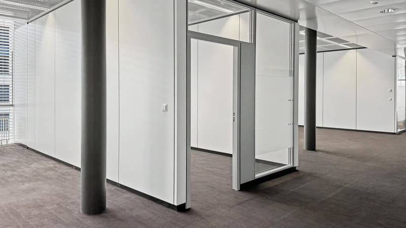 Attractive office space on the 3rd floor in a well-connected location in Zurich Oerlikon (10)