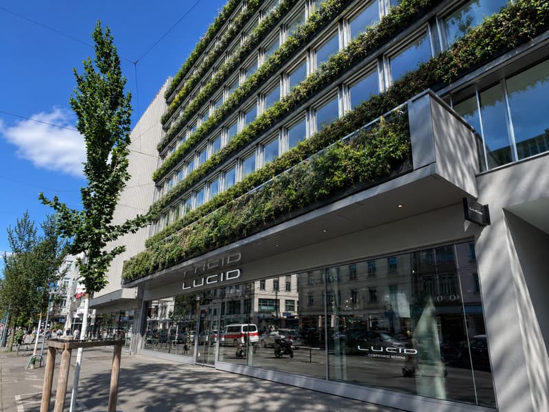 THE FUTURE IS GREEN au Zürich HB - Bureaux d'attique exclusifs avec terrasse (5)