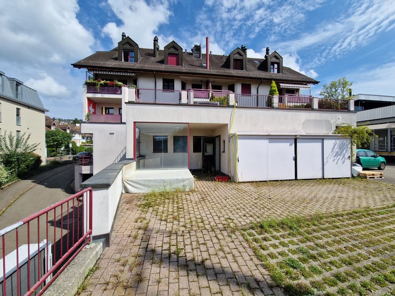 Espace de pratique/bureau/vente au centre de Männedorf (6)