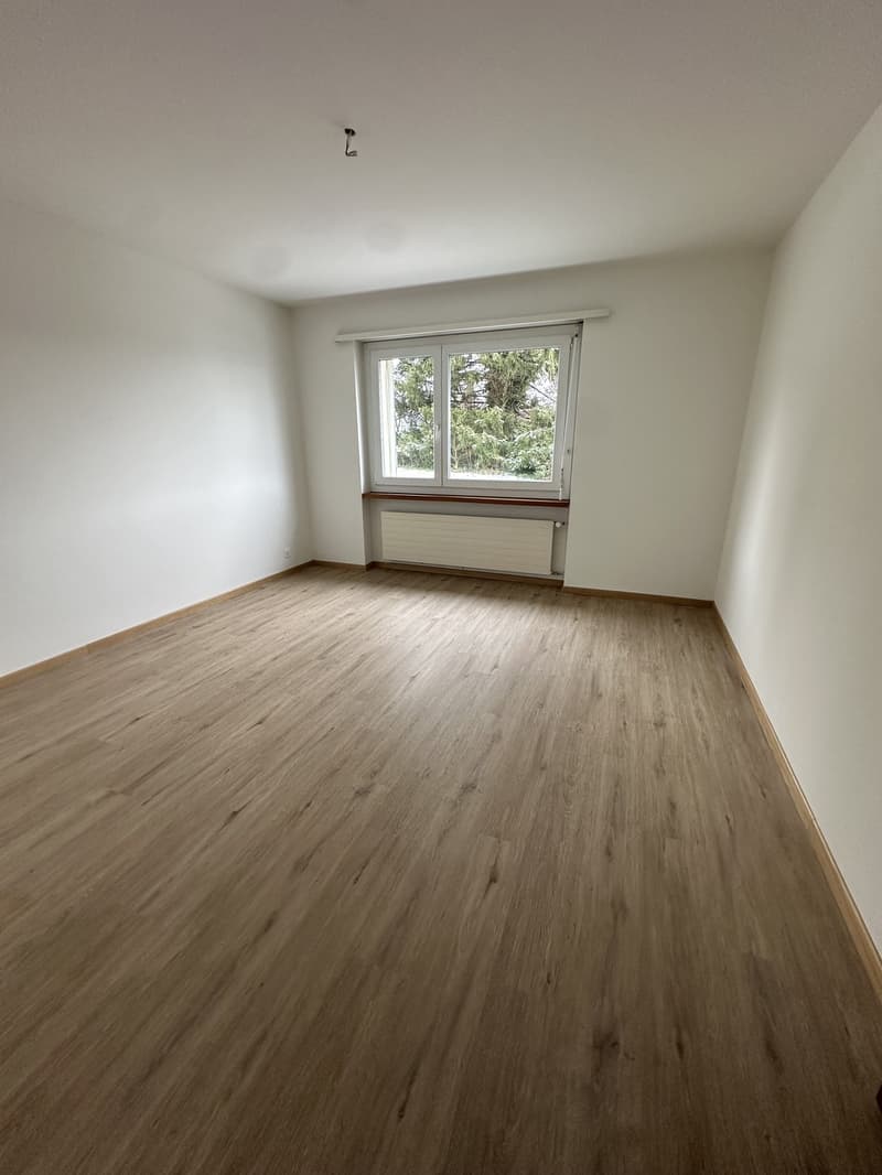 2.5-room apartment on the 3rd floor left with large balcony (7)