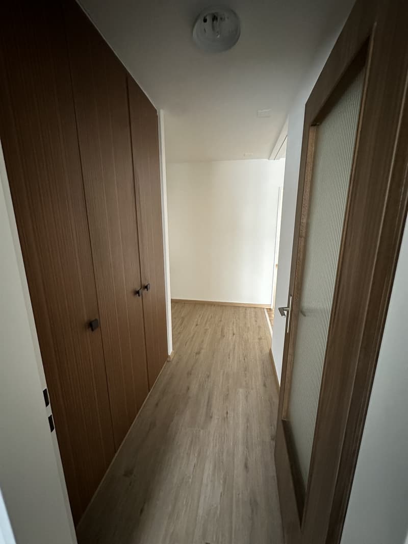 2.5-room apartment on the 3rd floor left with large balcony (6)
