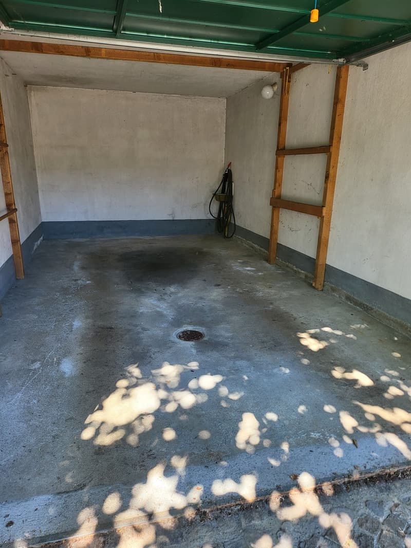 Einzelgarage in Zürich zu vermieten (3)