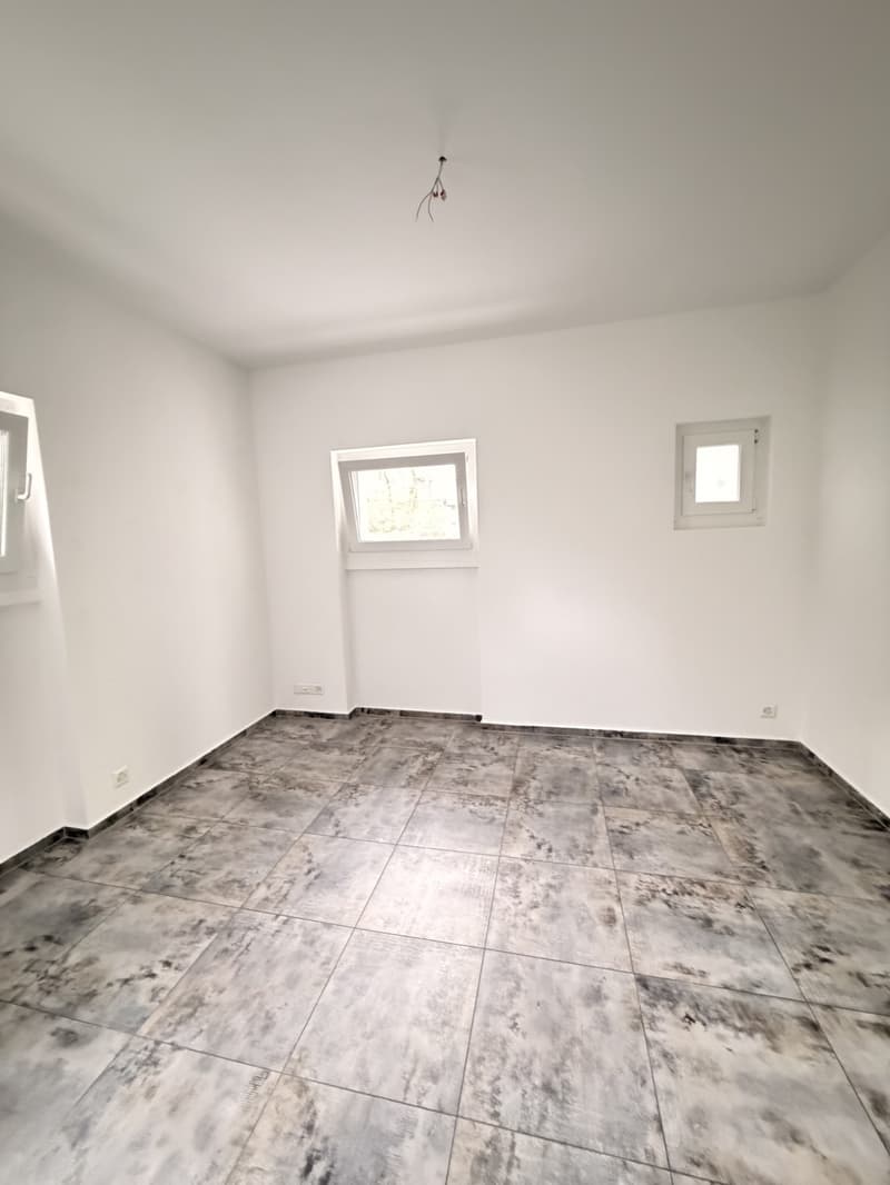 Coiffeur-/Büro-/Verkaufsfläche im Zentrum von Oberglatt (5)