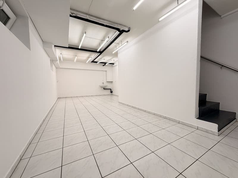 Coiffeur-/Büro-/Verkaufsfläche im Zentrum von Oberglatt (6)