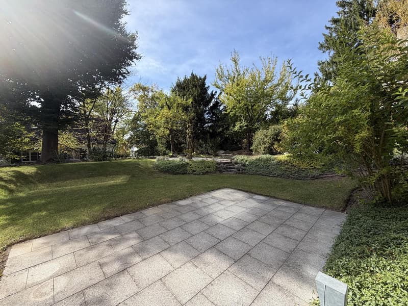 Attraktive Wohnung mit Gartensitzplatz in Zürich-Hottingen (11)