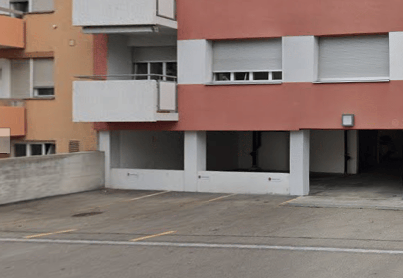 Aussenparkplatz nähe Hegibachplatz zu vermietetn (1)