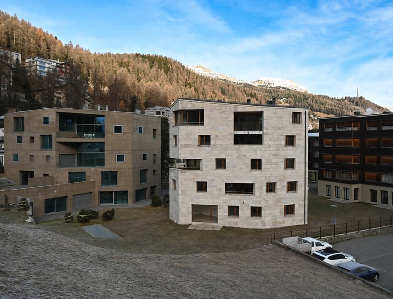 Residenze secondarie eleganti nell'architettura scultorea Chalavus (1)