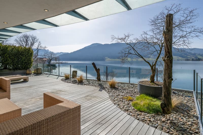 Exclusive offer: Maisonette garden apartment with private lake access (9)