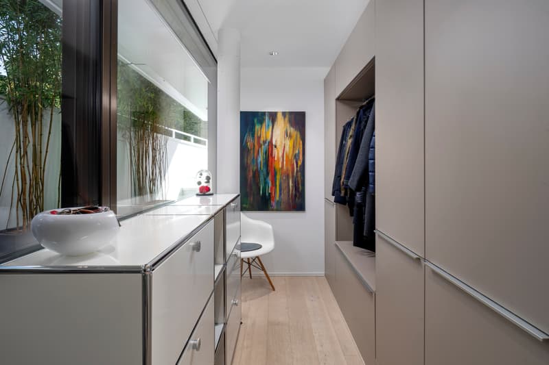 Stylish and ultra-modern ownership apartment on Lake Zurich (8)